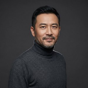 兄妹乱伦首席导演陈逸飞